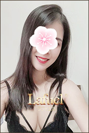 セラピスト